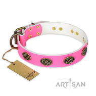 "Forever Fashion" FDT Artisan Nieten Halsband aus rosa Leder "Forever Fashion" FDT Artisan Nieten Halsband aus rosa Leder