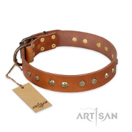 "Spring Flavor" FDT Artisan Lederhalsband mit gravierten Nieten "Spring Flavor" FDT Artisan Lederhalsband mit gravierten Nieten