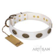 "Lovely Lace" FDT Artisan weißes Lederhalsband mit Nieten "Lovely Lace" FDT Artisan weißes Lederhalsband mit Nieten