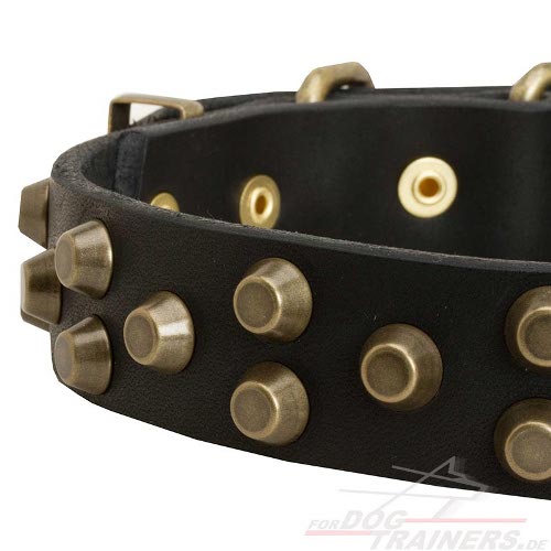 Breites Halsband aus Leder