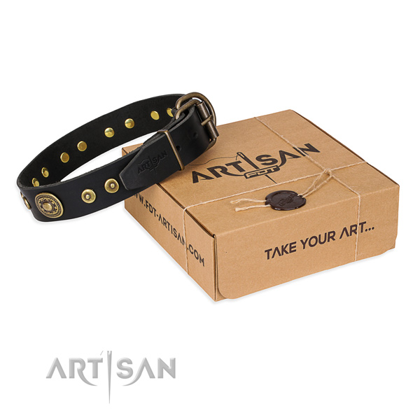 Nieten Halsband aus Leder von FDT Artisan