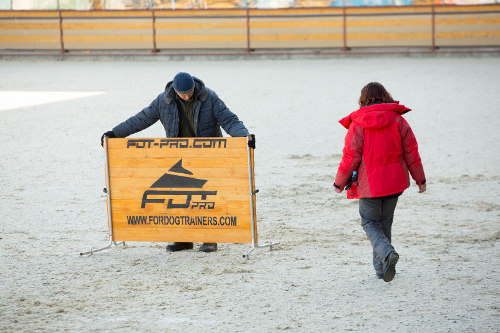 Fordogtrainers Sprunghürde für Ausbildung