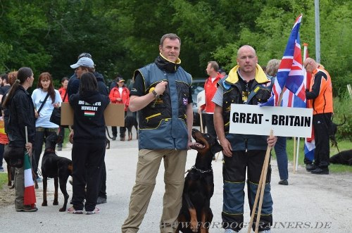 Schutzhund Bekleidung für Wettbewerbe