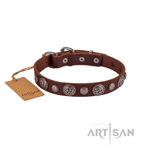 Lederhalsband Vornehmes Barock ❊ Design von FDT Artisan - zum Schließen ins Bild klicken